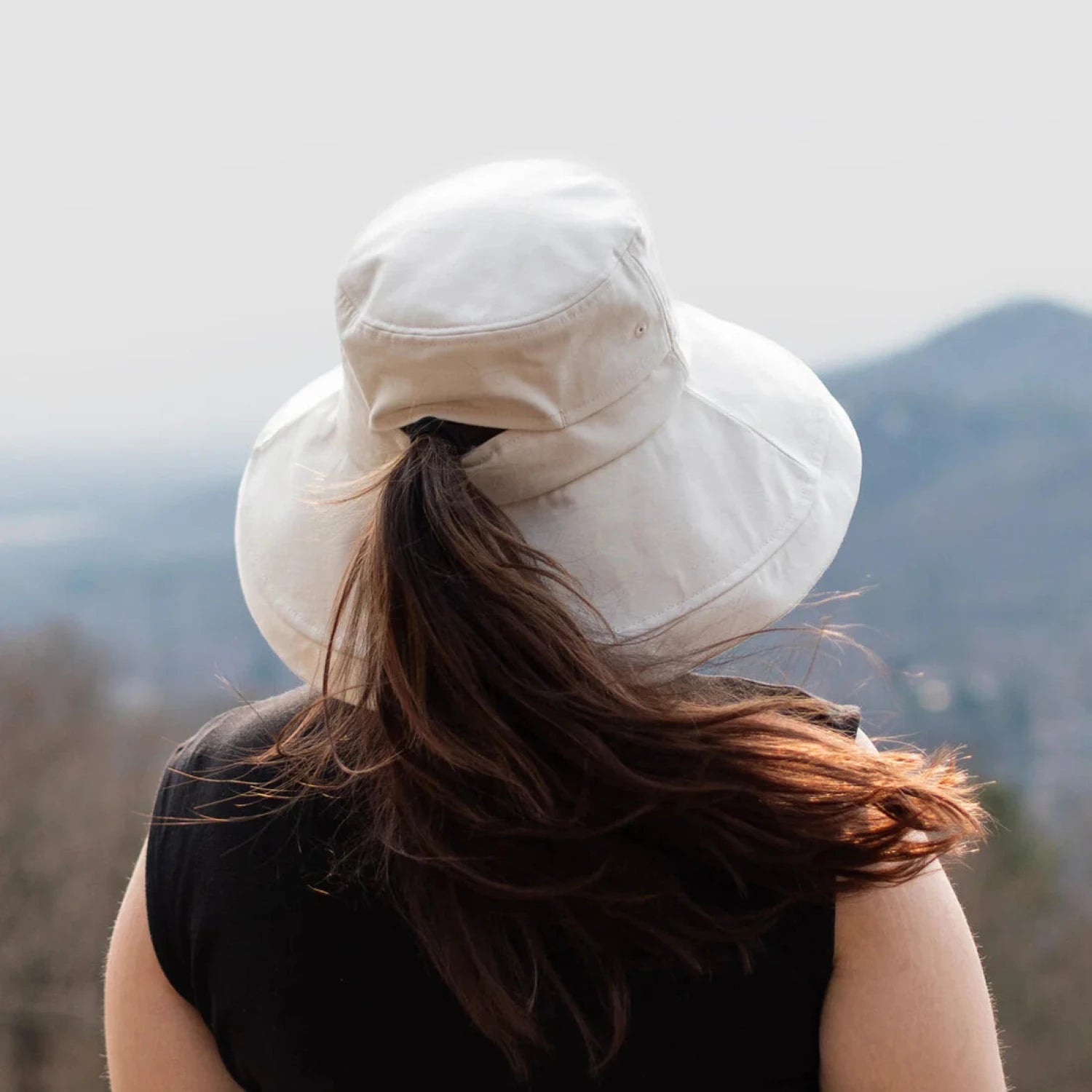 Pistil Women's Leigh Sun Hat in ivory, on model back view