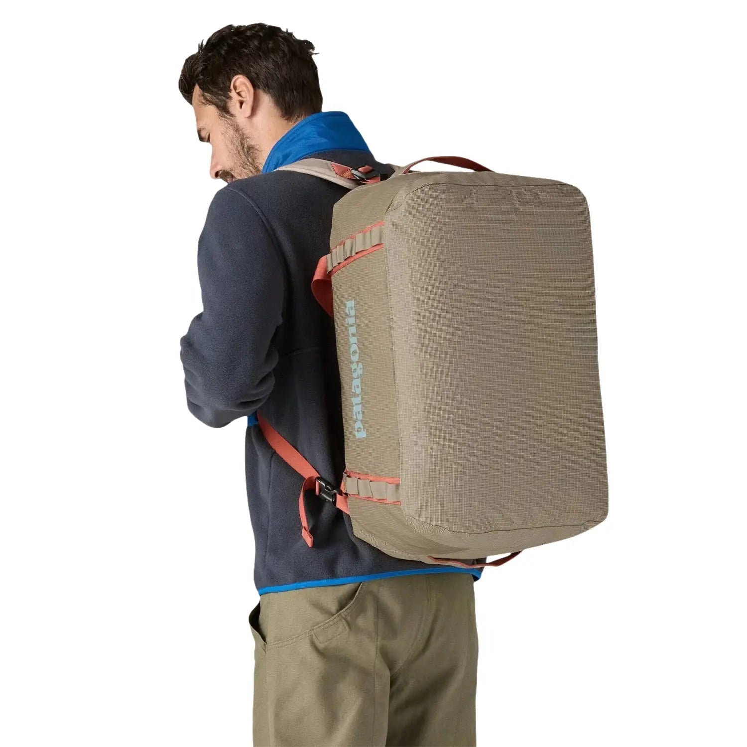 patagonia duffel 40l dimensions Black Hole Comfort is guaranteed thanks to the removable Patagonia Black Hole Duffel 40L