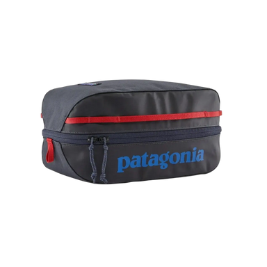 Patagonia Black Hole® Cube 6L in smolder blue & amanita red, front view