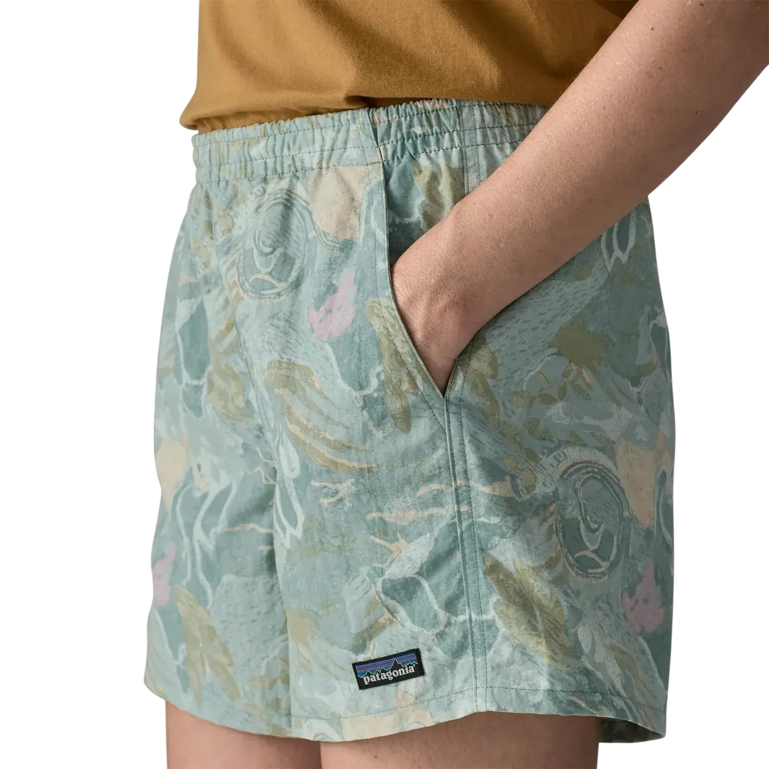 Patagonia Women's Baggies™ Shorts - 5" in moon tripper & virtually blue, on model side view