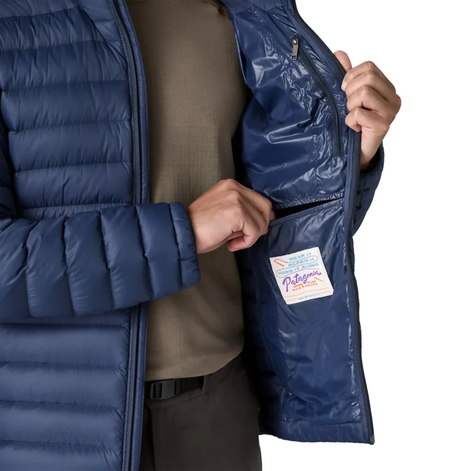 Patagonia Men's Down Sweater™ Jacket in new navy, inner drop pocket detail