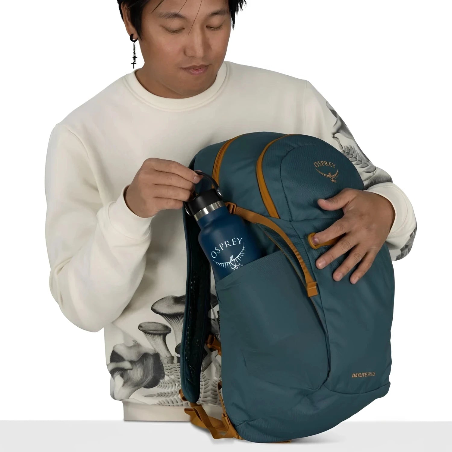 daylite plus 20 osprey | The Daylite Plus is a lightweight Osprey Daylite Plus 20 Hiking