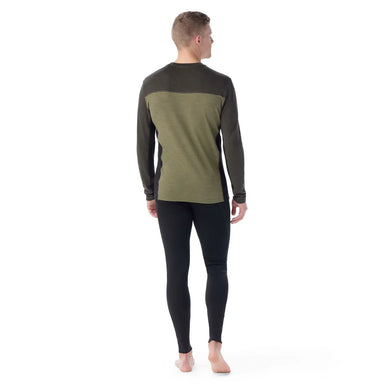 Smartwool Men's Classic Thermal Merino Base Layer Colorblock Crew in winter moss north woods, on model back