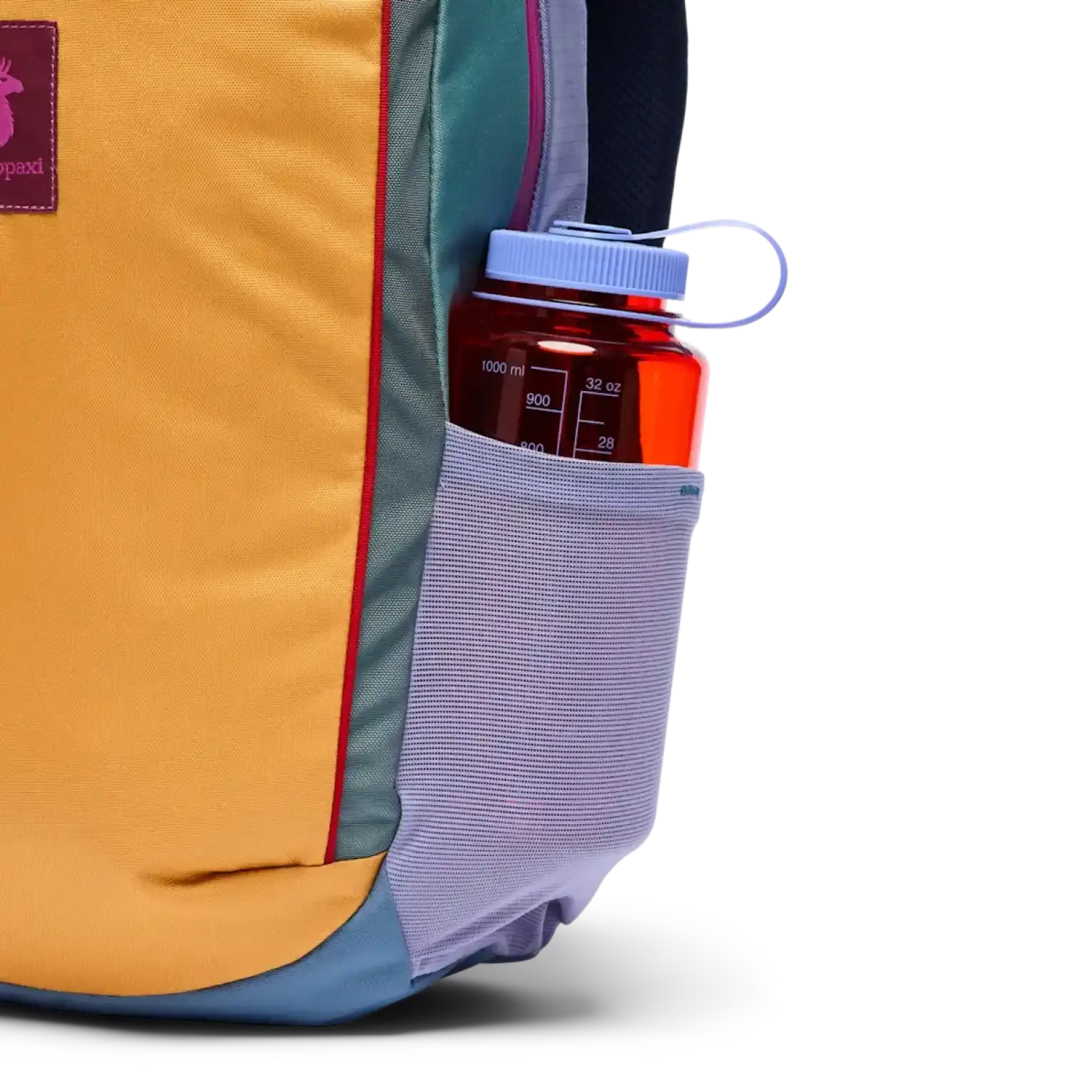 Cotopaxi Allpa 18L Daypack in del dia, water bottle pocket