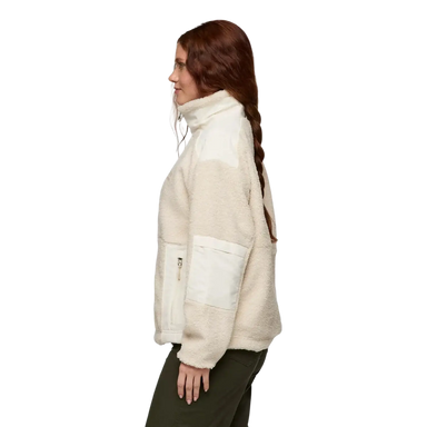 Cotopaxi Women's Bacano Fleece Jacket in cream & bone, on model side view