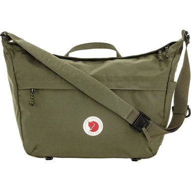Fjall Raven Färden Crossbody in green front view