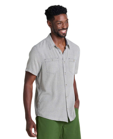 Toad&Co M's Honcho Short Sleeve Shirt, Salt II, front view on model