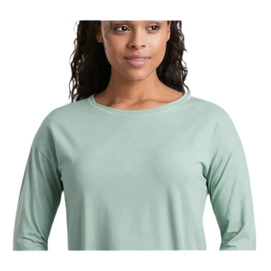 KÜHL Women's SUPRIMA™ Shirt shown in the Agave color option. Front view.