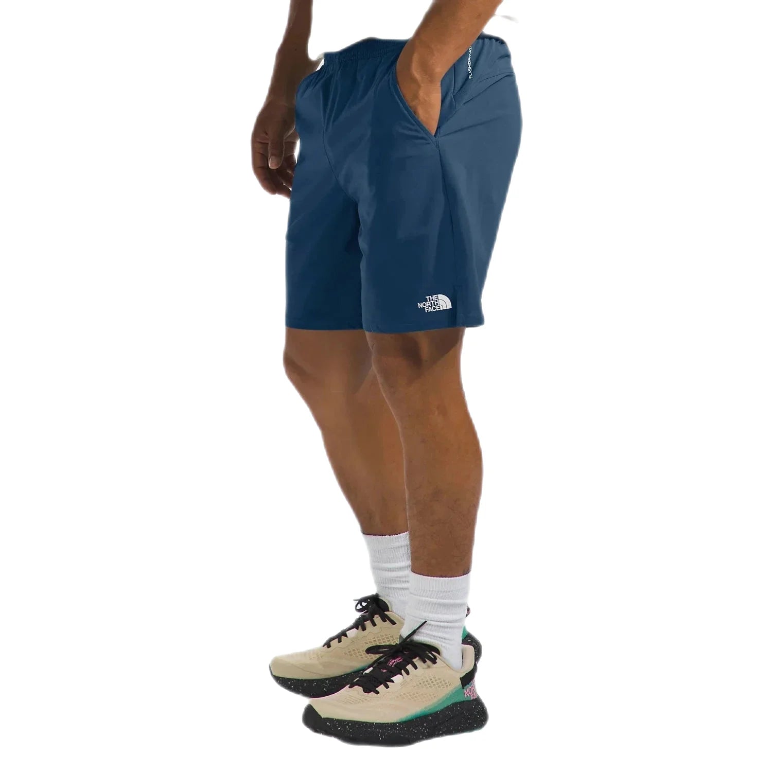 The North Face M's Wander Short 2.0 Model Side
