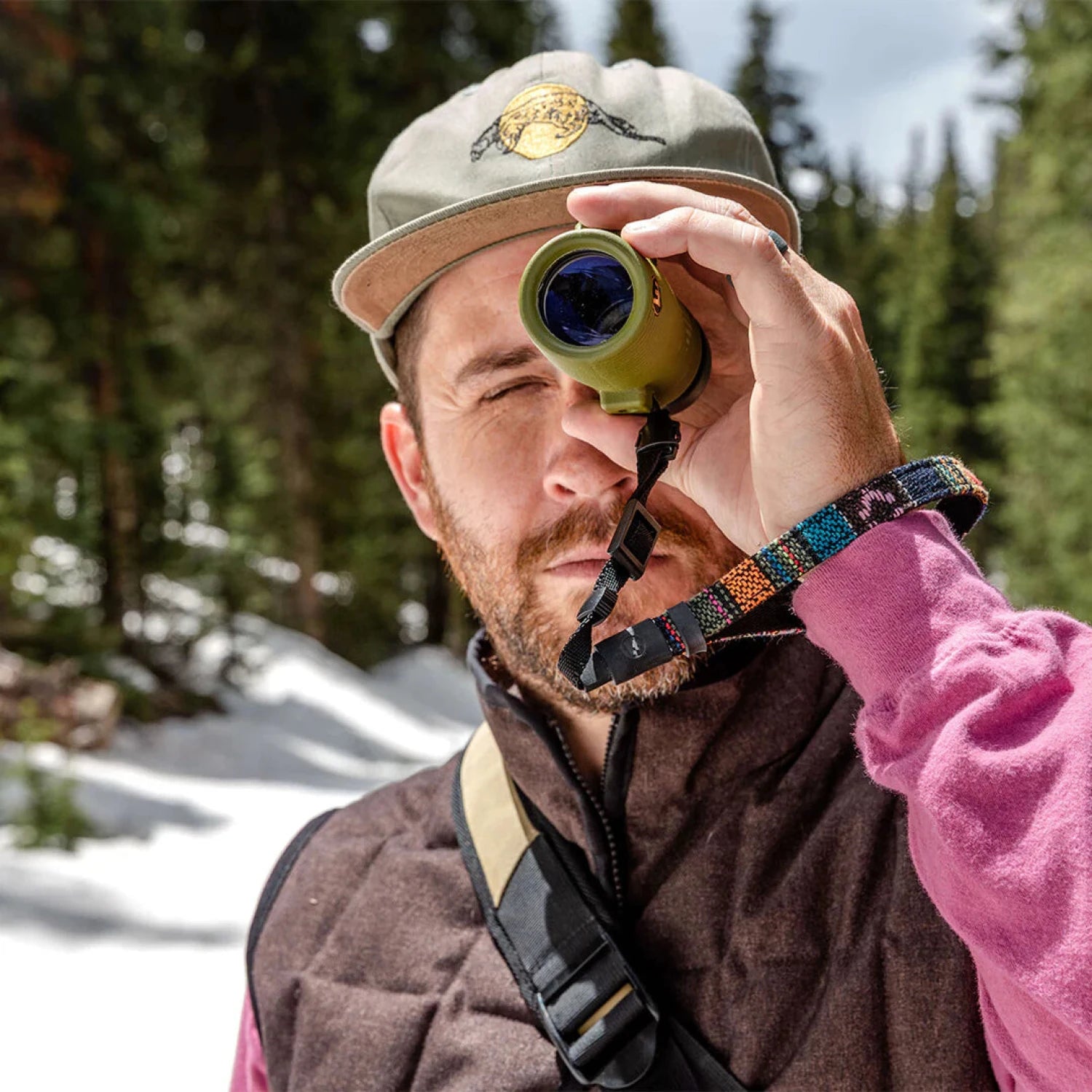 NOCS Woven Wrist Loop in multicolor, lifestyle