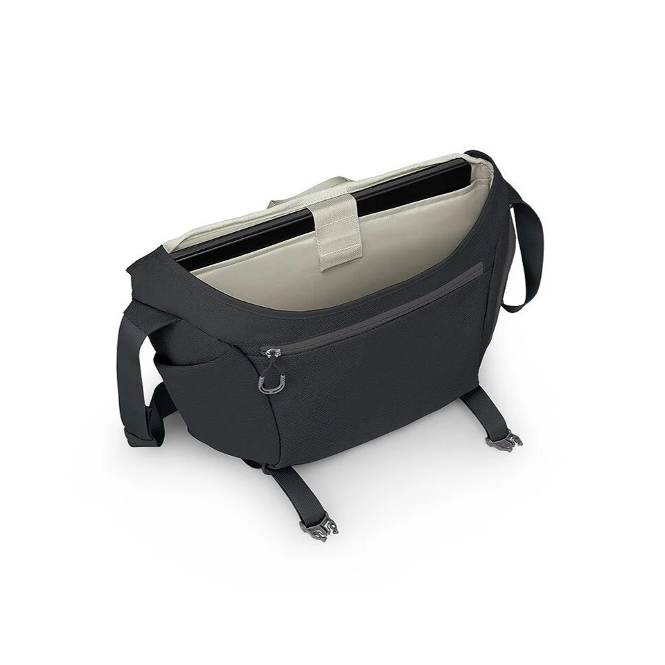 Osprey Daylite™ Messenger Bag in black, open pocket view