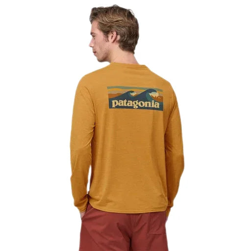 Patagonia M's Long-Sleeved Capilene Cool Daily Graphic Shirt Pufferfish Gold Model Back