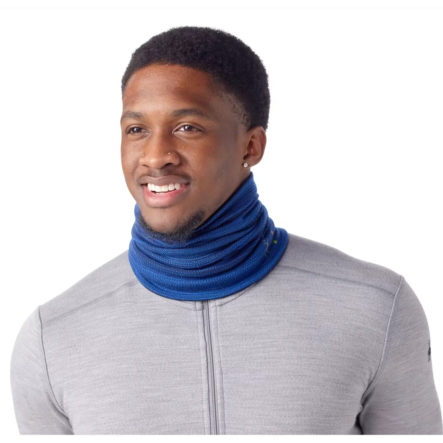 smartwool thermal merino reversible neck gaiter in deep navy color shift front model view