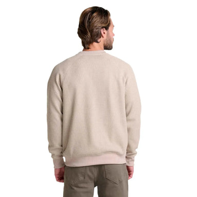 Toad&Co M's Bitterroot Henley, Twine,  back view on model 