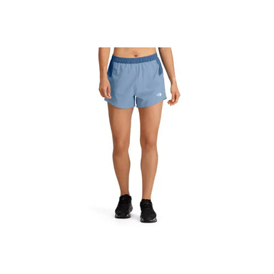 The North Face Women's Wander Short 2.0 Model Front